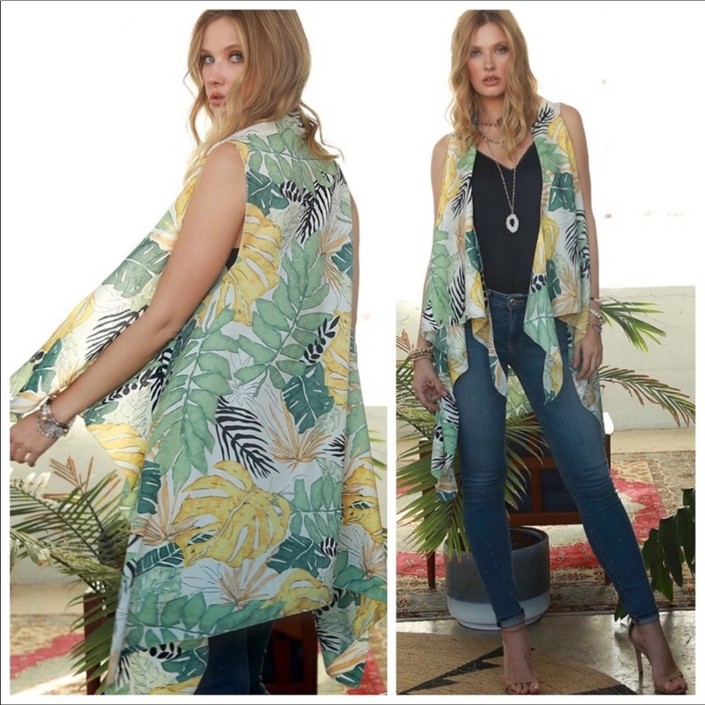 White Tropical Leaf Sleeveless Kimono 🏝 see pics - Picture 2 of 7